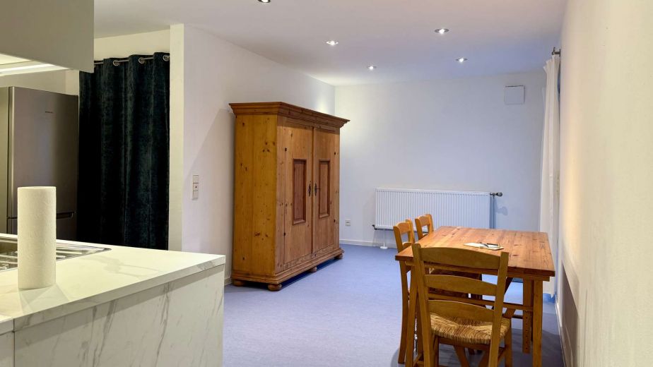 Teilm&ouml;bliertes Single-Wohnen in ruhiger Aussichtslage Bruchsals