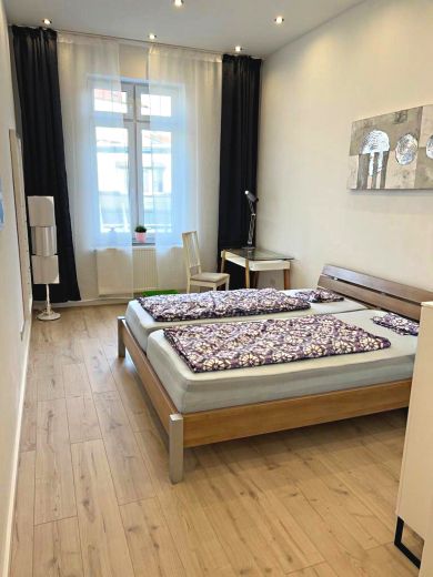 N&auml;he K&Ouml;: Moderne 2-Zimmer Wohnung mit Balkon