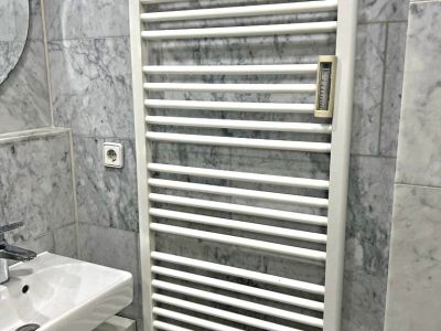 2-Zimmer Wohnung mit Balkon in Parallel-Stra&szlig;e zur K&ouml;nigsallee