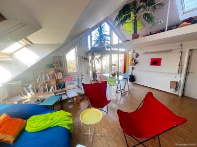 M&ouml;blierte 3-Zimmer-Wohnung mit Balkon in M&uuml;nchen - Pasing