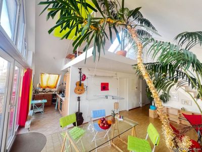 M&ouml;blierte 3-Zimmer-Wohnung mit Balkon in M&uuml;nchen - Pasing