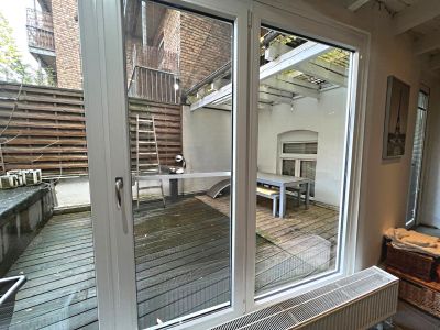 3,5 Zimmer-Wohnung mit Terrasse im Innenhof in Pempelfort