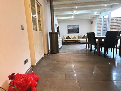 3,5 Zimmer-Wohnung mit Terrasse im Innenhof in Pempelfort