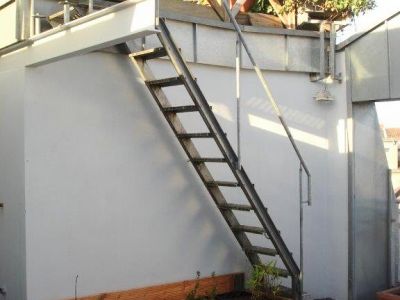 Pempelfort: 5-Zimmer-Maisonette-Altbauwohnung in prachtvollem Altbau