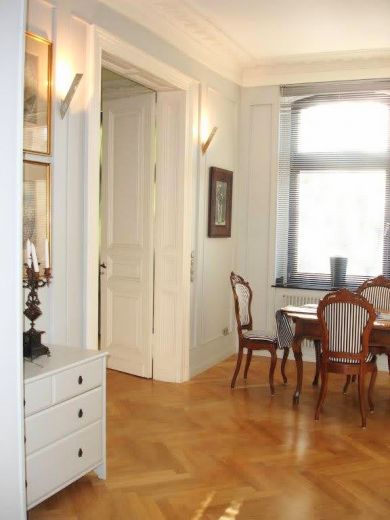 Pempelfort: 5-Zimmer-Maisonette-Altbauwohnung in prachtvollem Altbau