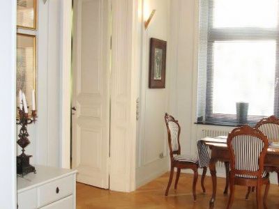 Pempelfort: 5-Zimmer-Maisonette-Altbauwohnung in prachtvollem Altbau