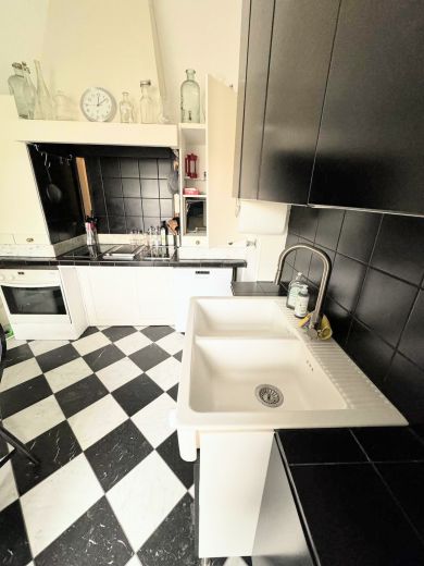 Pempelfort: 5-Zimmer-Maisonette-Altbauwohnung in prachtvollem Altbau