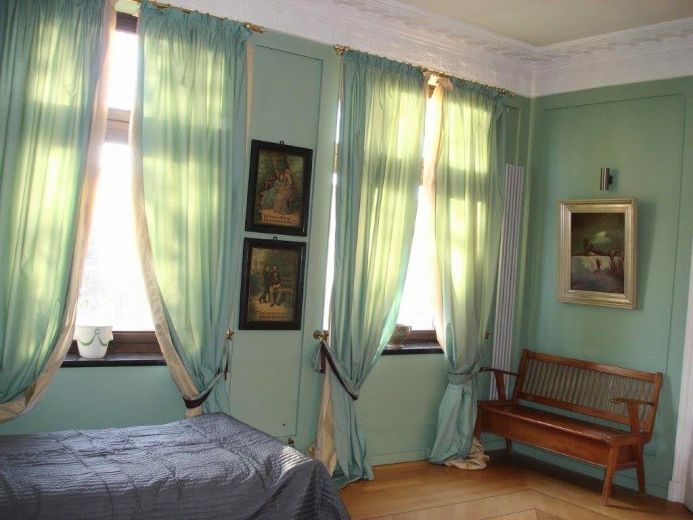 Pempelfort: 5-Zimmer-Maisonette-Altbauwohnung in prachtvollem Altbau