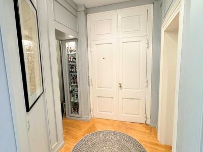 Pempelfort: 5-Zimmer-Maisonette-Altbauwohnung in prachtvollem Altbau