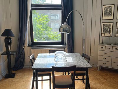 Pempelfort: 3,5-Zimmer-Altbauwohnung in prachtvollem Altbau