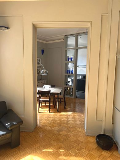 Pempelfort: 3,5-Zimmer-Altbauwohnung in prachtvollem Altbau