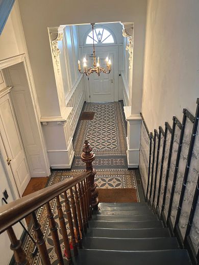 Pempelfort: 3,5-Zimmer-Altbauwohnung in prachtvollem Altbau