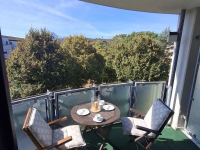 Neuwertig renoviertes Apartment in Bonn, 3 Zimmer, 73qm 3.OG mit Aufzug, Balkon und Tiefgarage - ab 01.05.2026