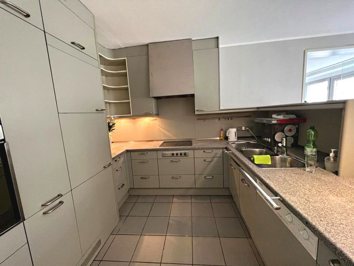 Top-Lage in D&uuml;sseltal: 2,5 Zimmer Wohnung mit Garage im Haus!