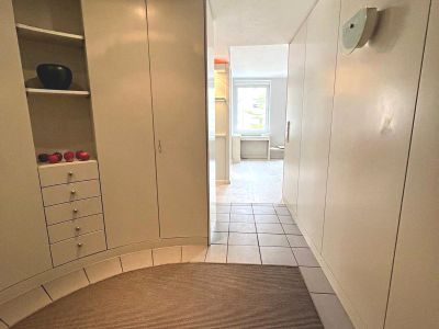 Top-Lage in D&uuml;sseltal: 2,5 Zimmer Wohnung mit Garage im Haus!