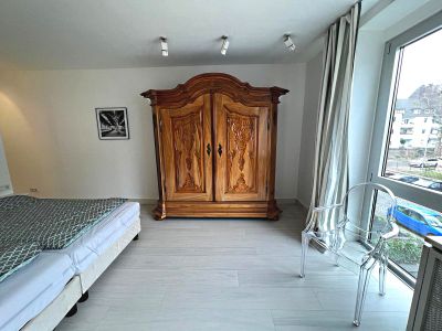 Gediegene 2,5 Zimmer Wohnung mit Garage im Haus in bester Lage in D&uuml;sseltal!