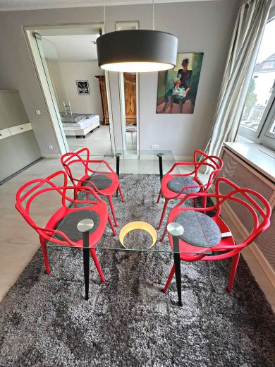 Gediegene 2,5 Zimmer Wohnung mit Garage im Haus in bester Lage in D&uuml;sseltal!