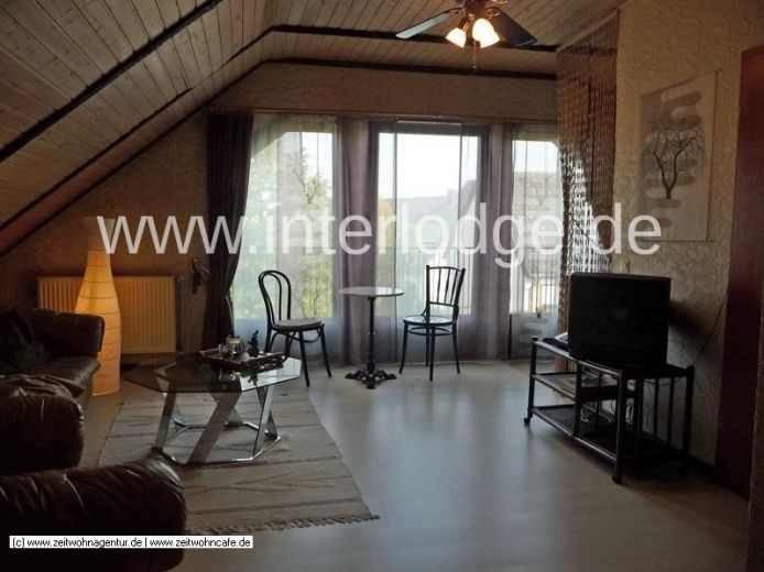 INTERLODGE  F&uuml;r Pendler/Wochenendheimfahrer: Komplett m&ouml;bliertes Dachgescho&szlig;apartment