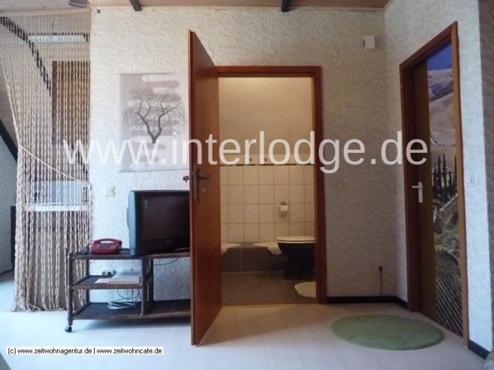 INTERLODGE  F&uuml;r Pendler/Wochenendheimfahrer: Komplett m&ouml;bliertes Dachgescho&szlig;apartment