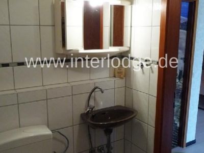INTERLODGE  F&uuml;r Pendler/Wochenendheimfahrer: Komplett m&ouml;bliertes Dachgescho&szlig;apartment