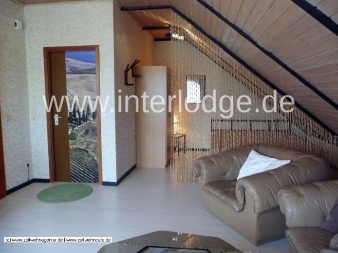 INTERLODGE  F&uuml;r Pendler/Wochenendheimfahrer: Komplett m&ouml;bliertes Dachgescho&szlig;apartment