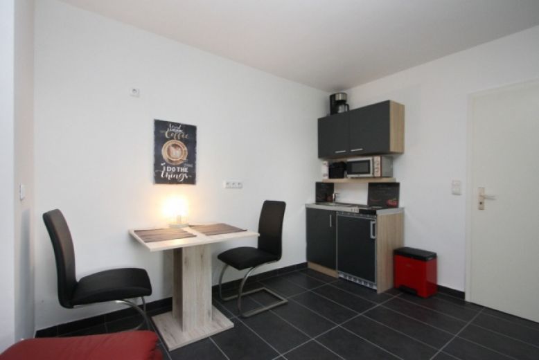 ZeitwohnKontor: Modern m&ouml;bliert in guter ruhiger Lage, N&auml;he Ruhrufer!