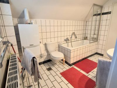 Carlstadt Rarit&auml;t! Stylische Altbau-Wohnung in top Lage