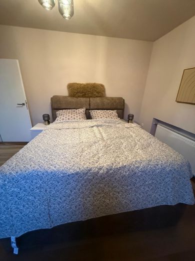 Moderne m&ouml;blierte Wohnung zur Kurzzeitvermietung <12 Monate