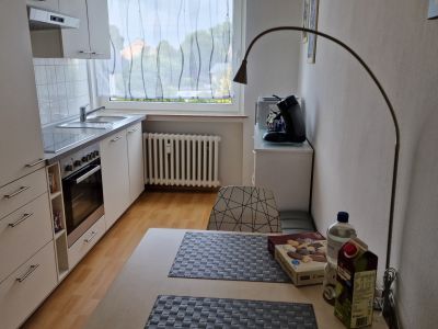 Gem&uuml;tliche All-Inclusiv Wohnung, sofort verf&uuml;gbar:  2,5 Zimmer + Balkon, Bus zur Universit&auml;t