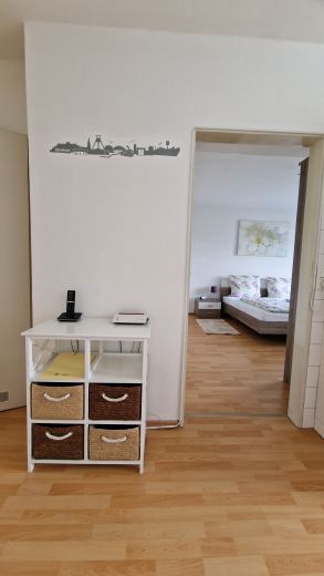 Gem&uuml;tliche All-Inclusiv Wohnung, sofort verf&uuml;gbar:  2,5 Zimmer + Balkon, Bus zur Universit&auml;t