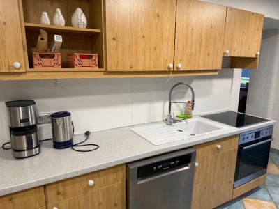 Helle 2-Zimmer-Wohnung (50qm) mit eigenem Hauseingang & Gartenmitbenutzung Kurzzeitvermietung <12 Monate