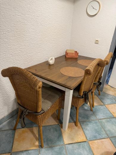 Helle 2-Zimmer-Wohnung (50qm) mit eigenem Hauseingang & Gartenmitbenutzung Kurzzeitvermietung <12 Monate