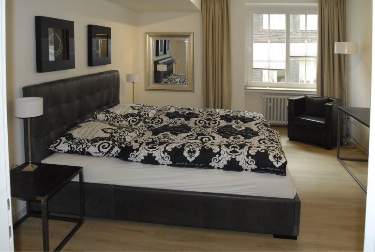 Carlstadt: 2-Zimmer-Wohnung mit Balkon in bester Lage