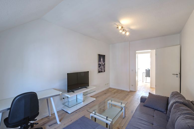 2-Zimmer Dachgeschosswohnung in Bilk