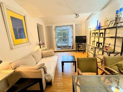 Stylische 2-Zimmer-Wohnung in Top Lage von Pempelfort