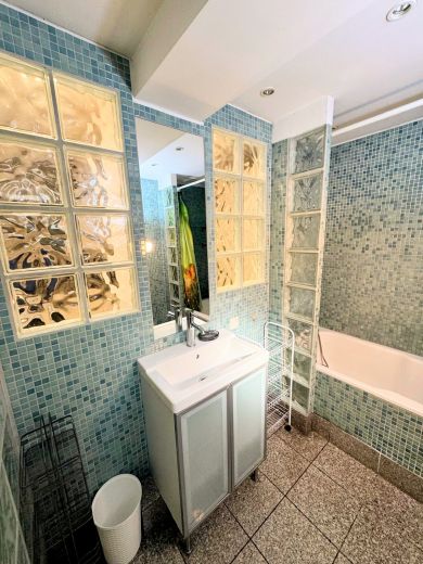 Stylische 2-Zimmer-Wohnung in Top Lage von Pempelfort