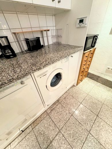 Stylische 2-Zimmer-Wohnung in Top Lage von Pempelfort