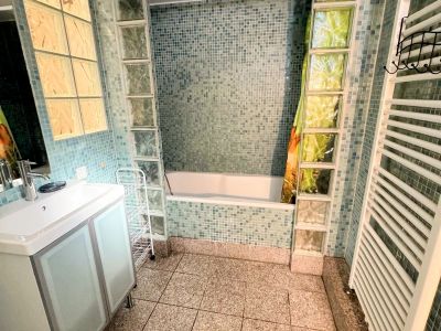 Stylische 2-Zimmer-Wohnung in Top Lage von Pempelfort