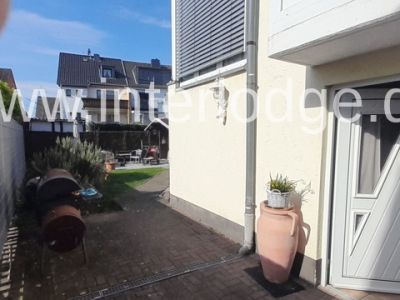 INTERLODGE Modern m&ouml;bliertes Apartment mit Blick ins Gr&uuml;ne in K&ouml;ln-Worringen