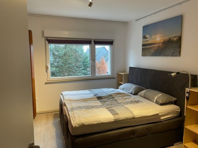 Gehobene Lage, gr&uuml;n, gut angebunden: Moderne Whg  mit Balkon, kurze Wege zur Natur und in die Stadt!