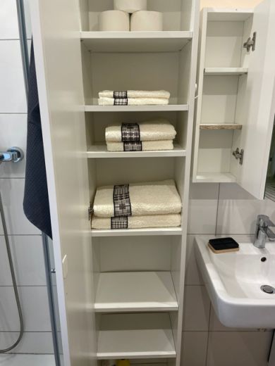 Gehobene Lage, gr&uuml;n, gut angebunden: Moderne Whg  mit Balkon, kurze Wege zur Natur und in die Stadt!