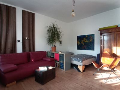 Sch&ouml;ne helle 50m2 Wohnung zur Zwischenmiete