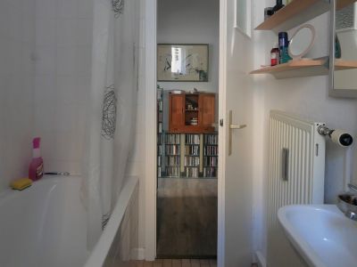 Sch&ouml;ne helle 50m2 Wohnung zur Zwischenmiete