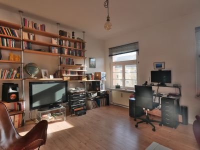 Sch&ouml;ne helle 50m2 Wohnung zur Zwischenmiete