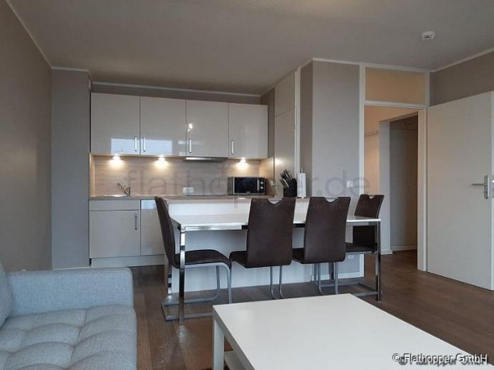 Moderne 2-Zimmer-Wohnung mit Balkon in M&uuml;nchen - Schwabing