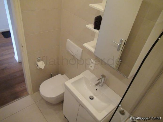 Moderne 2-Zimmer-Wohnung mit Balkon in M&uuml;nchen - Schwabing