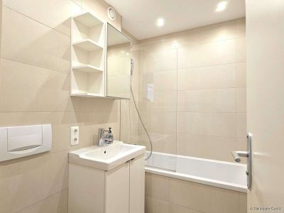 Moderne 2-Zimmer-Wohnung mit Balkon in M&uuml;nchen - Schwabing