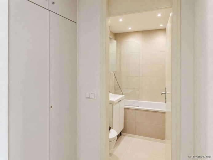 Moderne 2-Zimmer-Wohnung mit Balkon in M&uuml;nchen - Schwabing