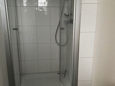 Modern m&ouml;bliertes Apartment in guter ruhiger Lage N&auml;he Buerer Innenstadt, Internet aktiv.