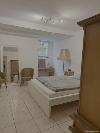 Gro&szlig;z&uuml;gige Wohnung mit Terrasse, Garten und Autostellplatz in Kolbermoor